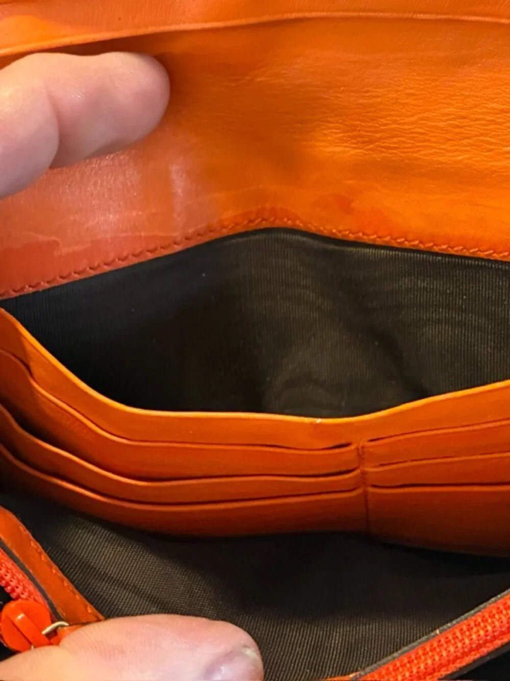 Authentic Gucci Microguccissima Continental Flap Wallet – Custom Tangerine Finis